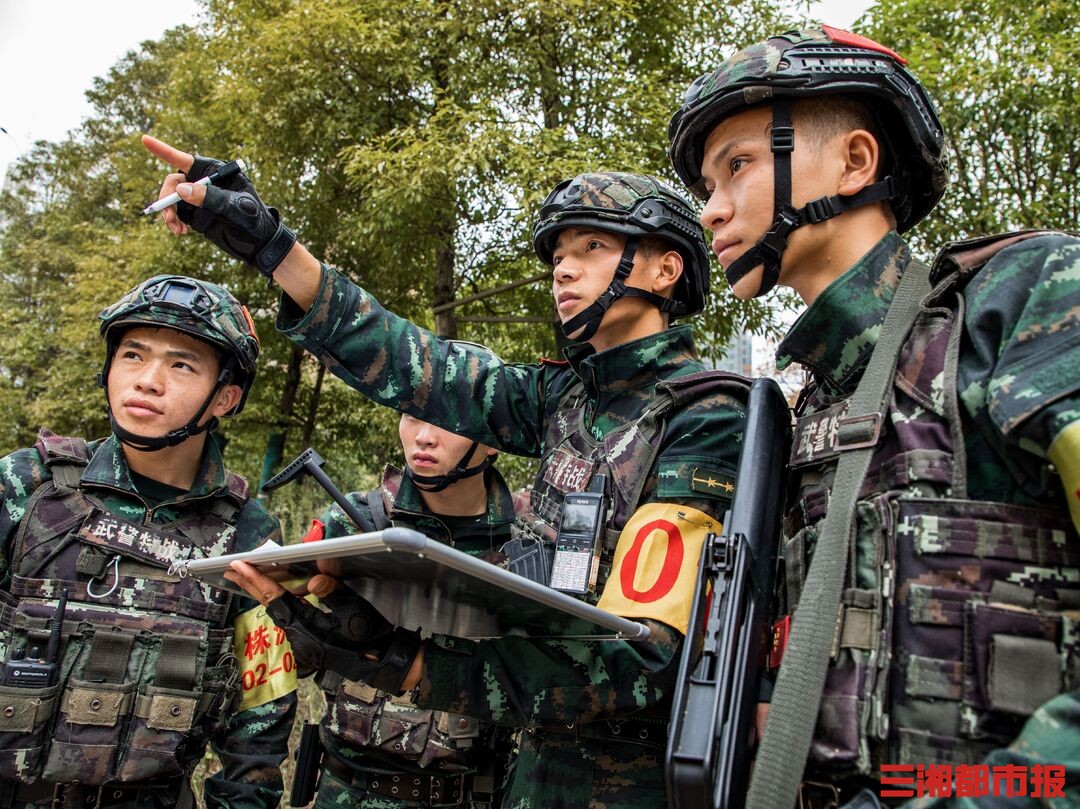 关于棒球热身赛，塞外闪电队与辽东玄武队逆转，体能对抗拉满！细节处理更胜一筹的信息